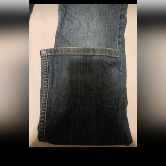 Old Navy Maternity Jeans size small - Picture 3 of 6